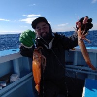 1月28日　午前船は寒サバ〜イカのリレー釣りに出船しました！！。のサムネイル