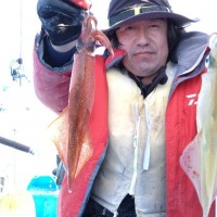 2月5日　午前船は寒サバ〜イカのリレー釣りに出船しました！！。のサムネイル