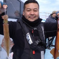 2月7日　午前船は寒サバ〜イカのリレー釣りに出船しました！！。のサムネイル